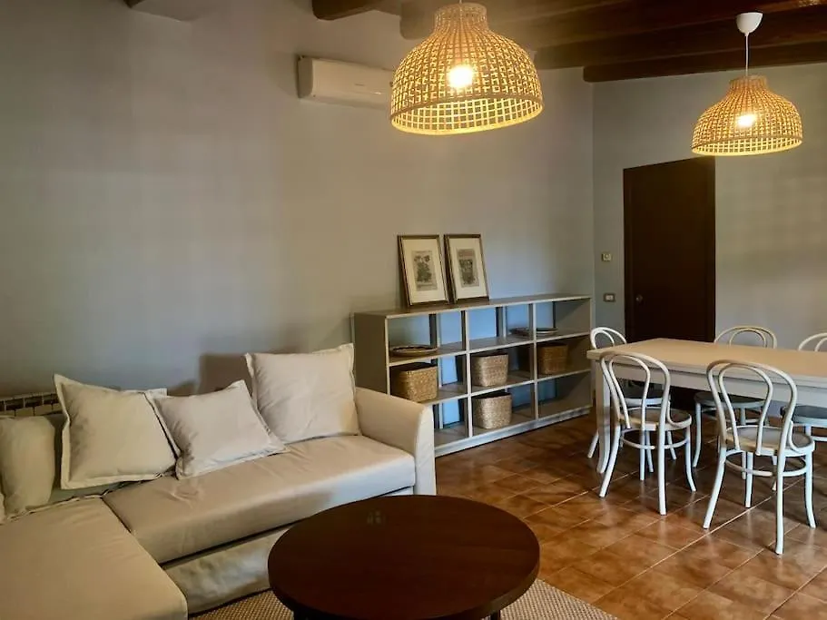 Appartamento Casa Magnolia Augusta Italia