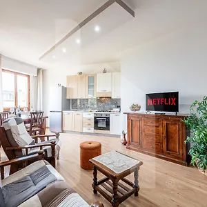 Homiday - - Elegant Apartment- 3 2 Bagni , Pisa Italia